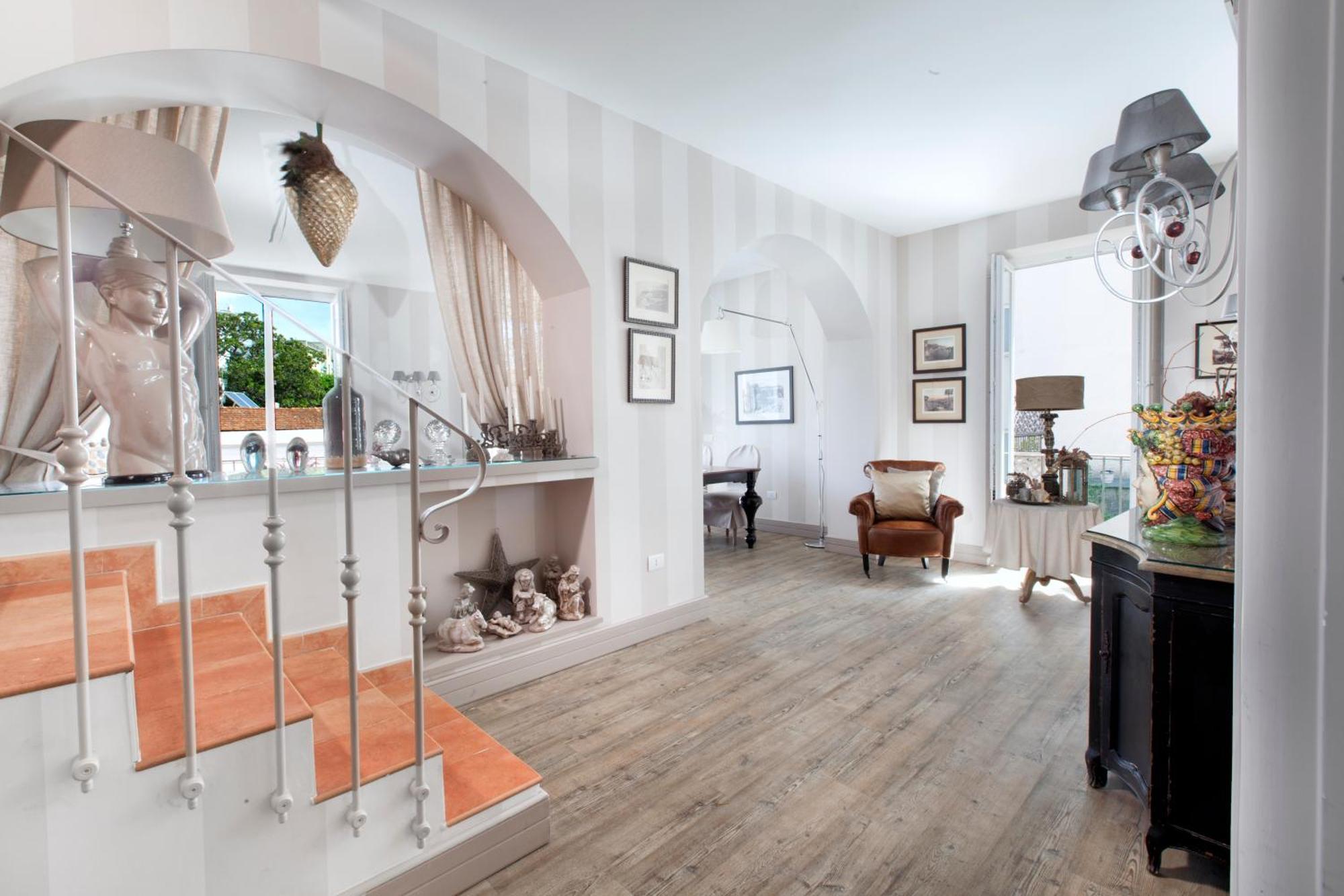Amore Rentals - Appartamento Terrazza Tasso ซอร์เรนโต ภายนอก รูปภาพ