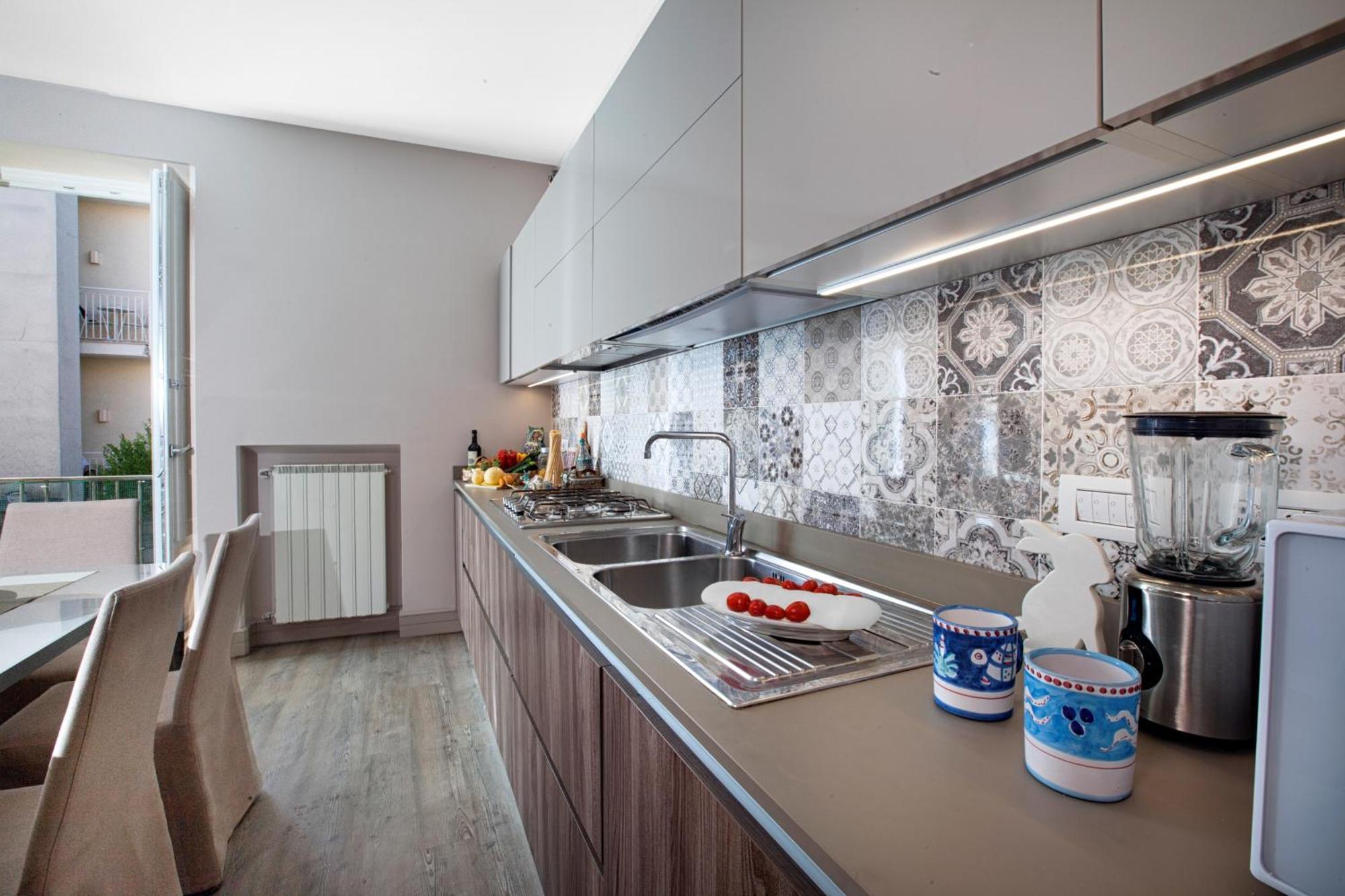 Amore Rentals - Appartamento Terrazza Tasso ซอร์เรนโต ภายนอก รูปภาพ